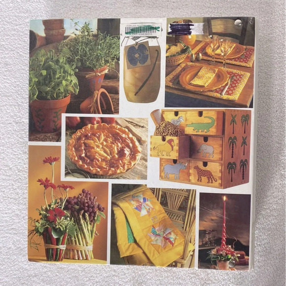 Vintage Crafting & Decorating Made Simple Activity Binder - Picture 2 of 10